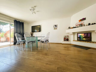  Maison à louer 4 pièces 130 m²