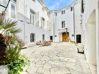  Maison � vendre 15 + pi�ces 485 m�