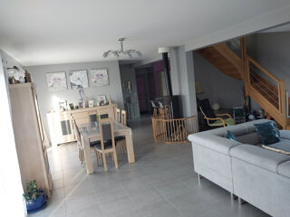  Maison � vendre 8 pi�ces 210 m�