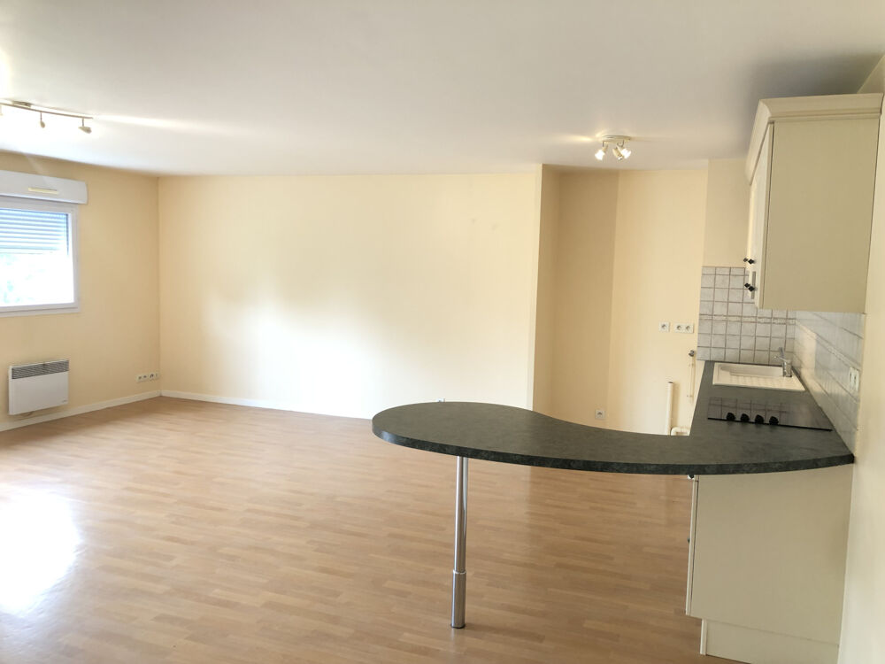 A LOUER, PLOUHA, APPARTEMENT 3 PIECES, 1e étage Résidence sécurisée à proximité du bourg et des commerces