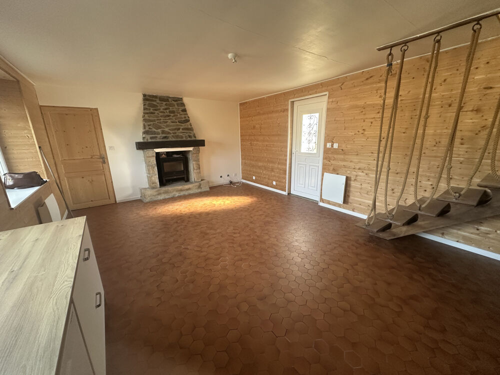 Vente Maison SAINT CLET, aux portes de PONTRIEUX, A VENDRE maison en pierres avec cour St clet