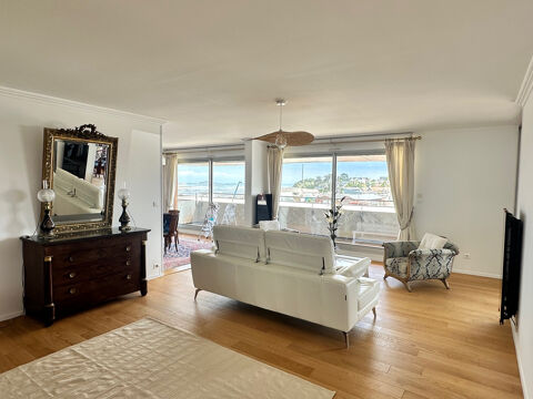  Appartement � louer 3 pi�ces 128 m�