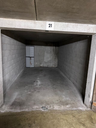  Parking / Garage � vendre 15 m�