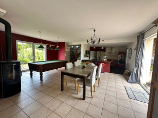  Maison à vendre 6 pièces 205 m²