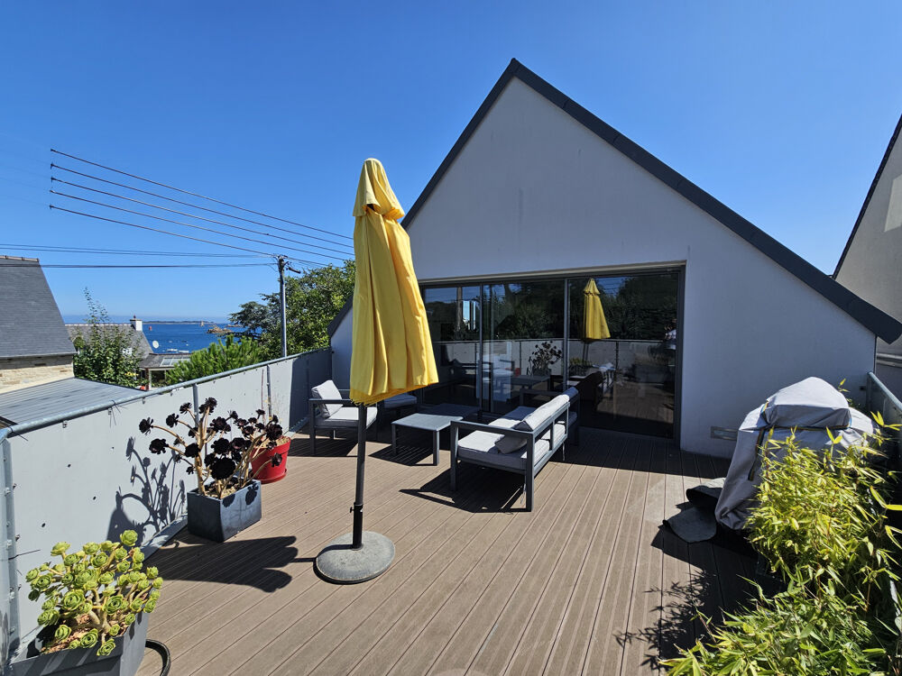 EXCLUSIVITÉ - A VENDRE MAISON RÉCENTE AVEC VUE MER À LOGUIVY-DE-LA-MER