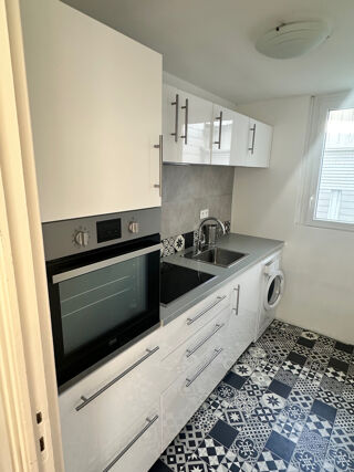  Appartement à louer 2 pièces 45 m²