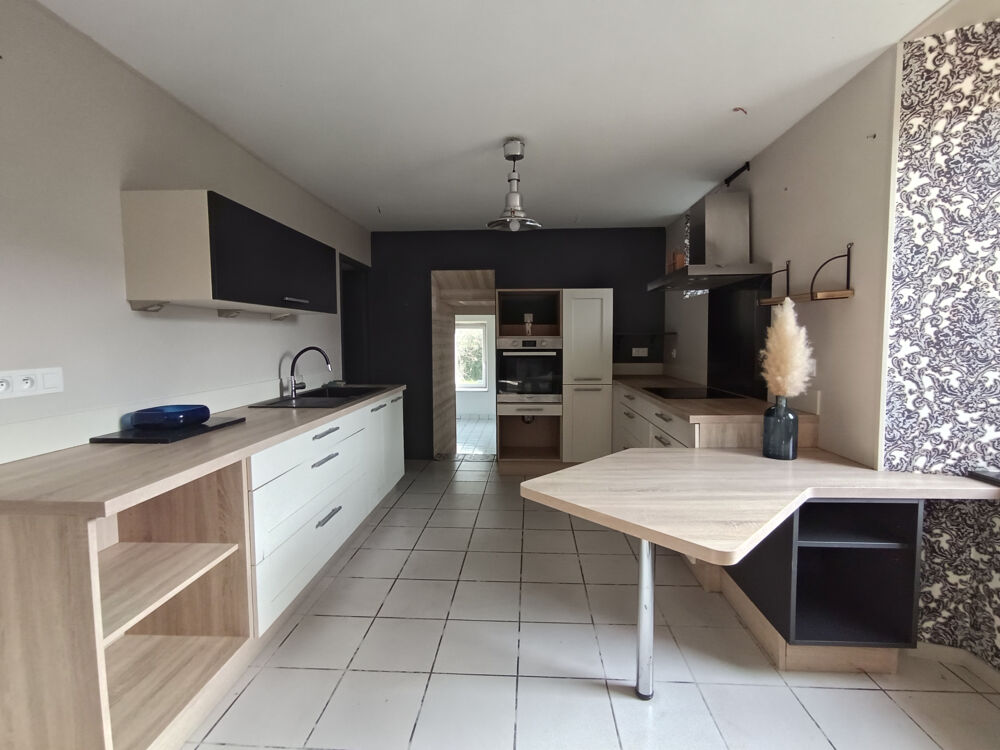 BEL ENSEMBLE IMMOBILIER EN PIERRES AVEC GÎTE ET DÉPENDANCES, PAIMPOL, ENTRE TERRE ET RIVIERE