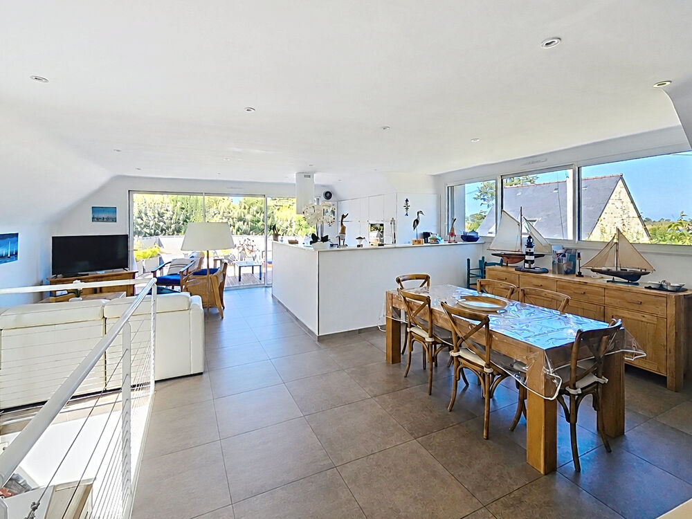 EXCLUSIVITÉ - A VENDRE MAISON RÉCENTE AVEC VUE MER À LOGUIVY-DE-LA-MER