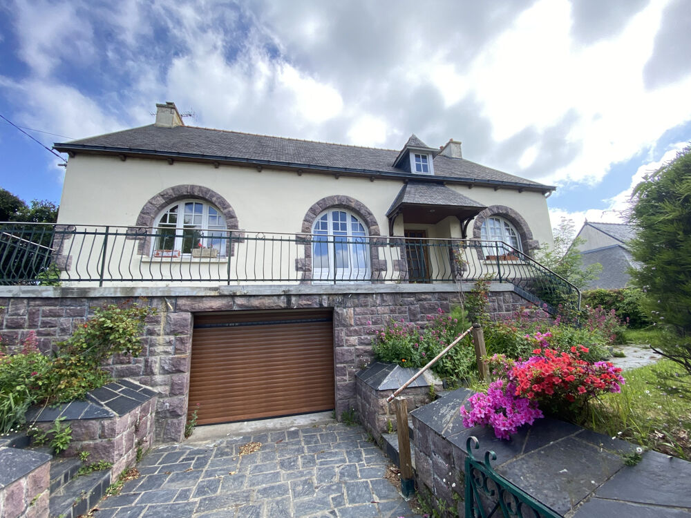 PAIMPOL, maison proche des plages et du centre ville, 5 chambres, TERRAIN 1582 M2