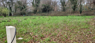  Terrain à vendre 1045 m²