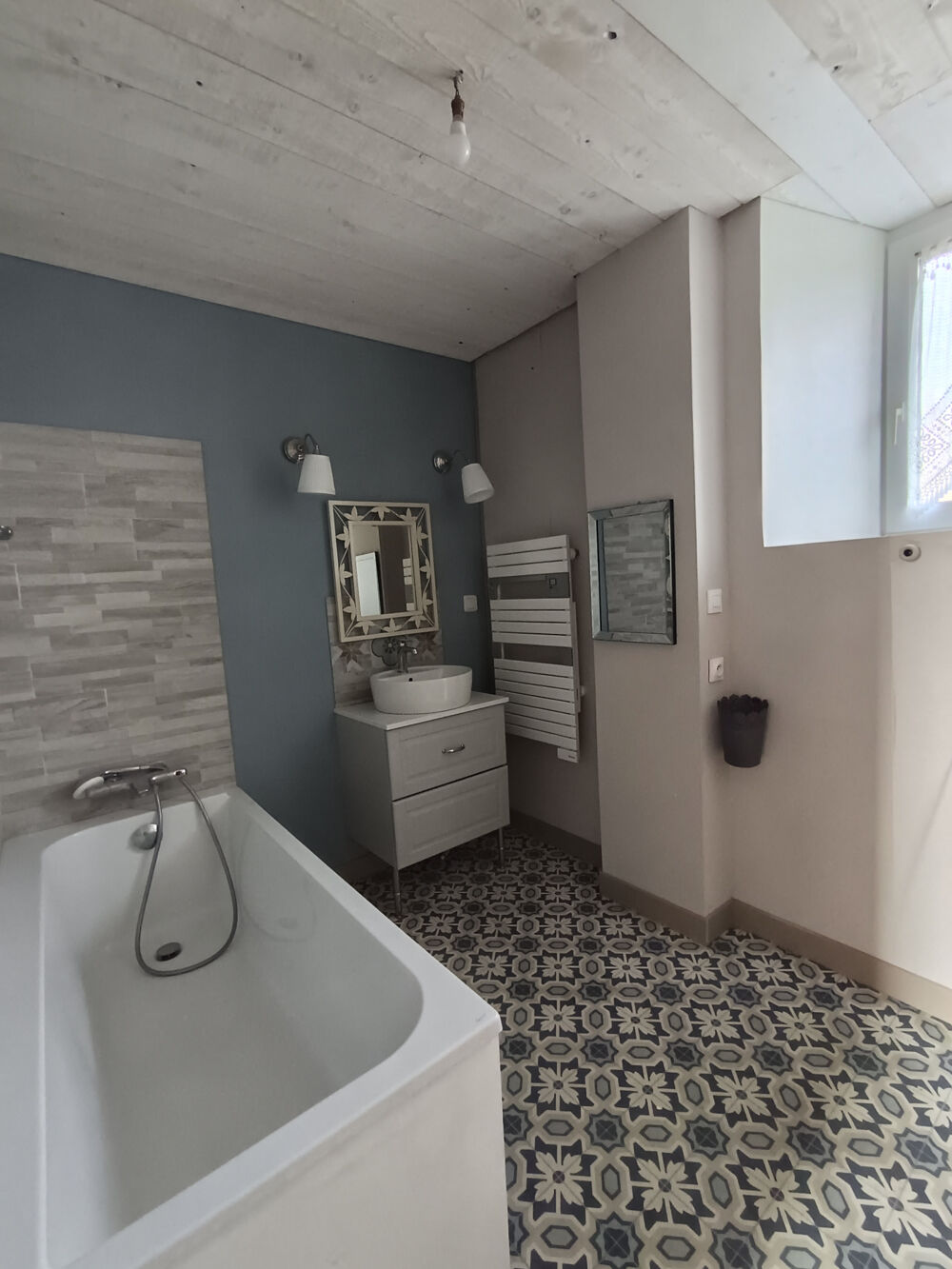 BEL ENSEMBLE IMMOBILIER EN PIERRES AVEC GÎTE ET DÉPENDANCES, PAIMPOL, ENTRE TERRE ET RIVIERE
