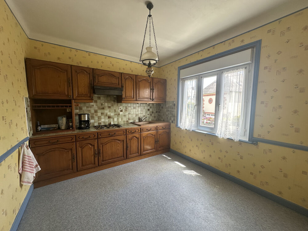 PAIMPOL, proche port et commerces, 81m2 habitables, 3 chambres, terrain de 438m2