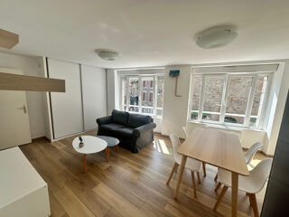  Appartement à louer 2 pièces 45 m²