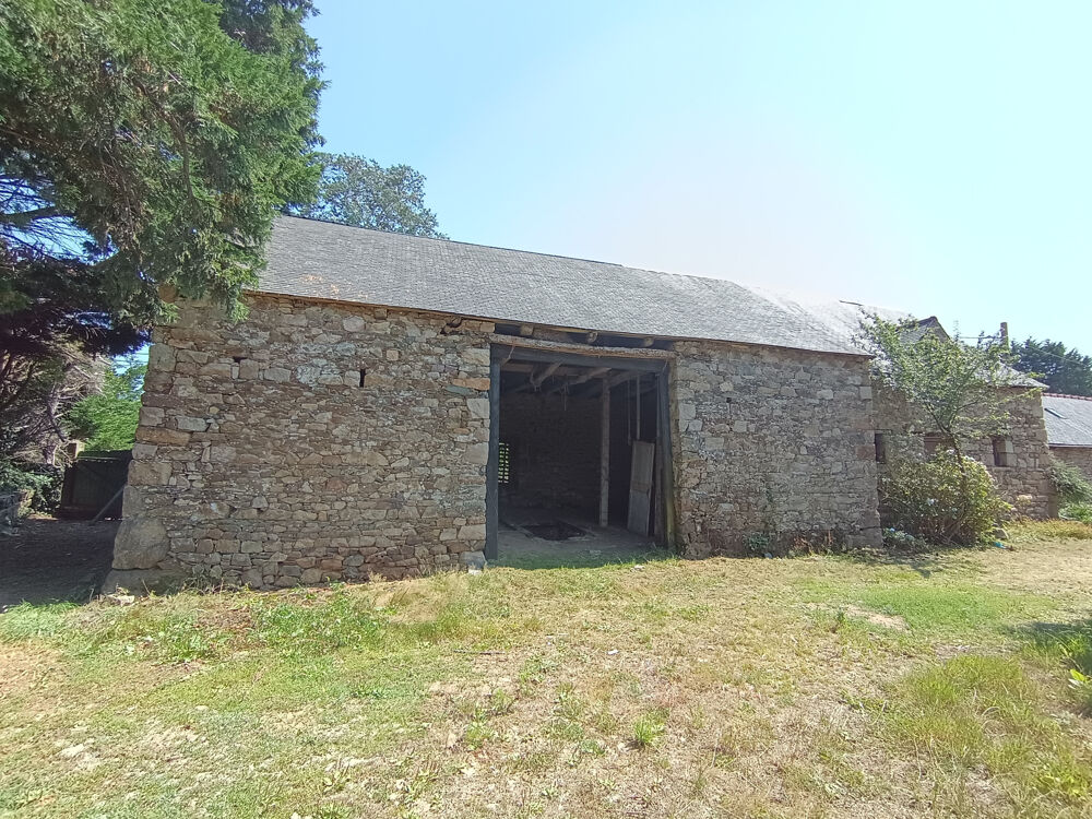 Vente Maison A VENDRE ancien corps de ferme à rénover   Plourivo (Lancerf)   Terrain de plus de 1,8 hectare Plourivo