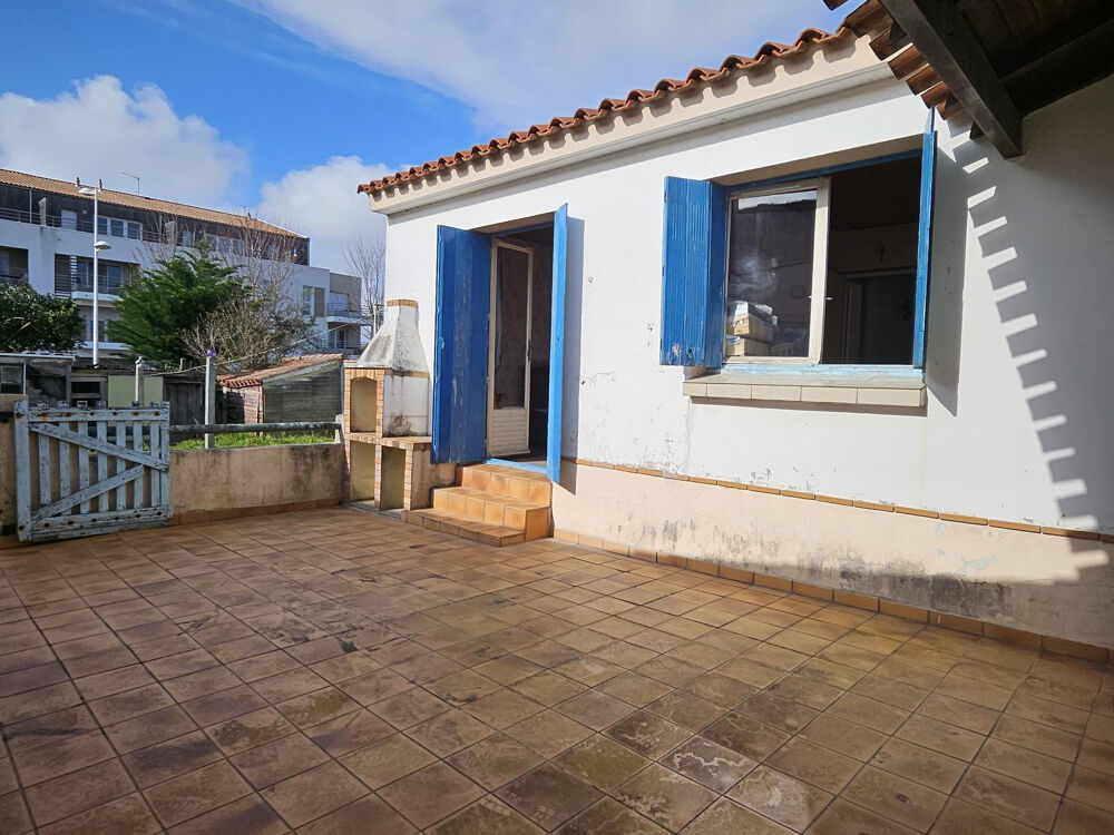 Vente Maison Maison de plain-pied de 100 m2 avec garage et jardin   Fort potentiel Les sables d olonne