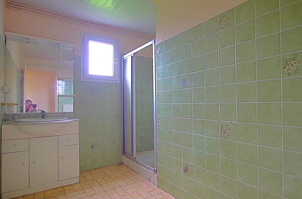Vente Maison MAISON À RÉNOVER   BEAU POTENTIEL À PROXIMITÉ DES COMMERCES ET TRANSPORTS Les sables d olonne