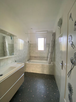  Maison  vendre 4 pices 111 m