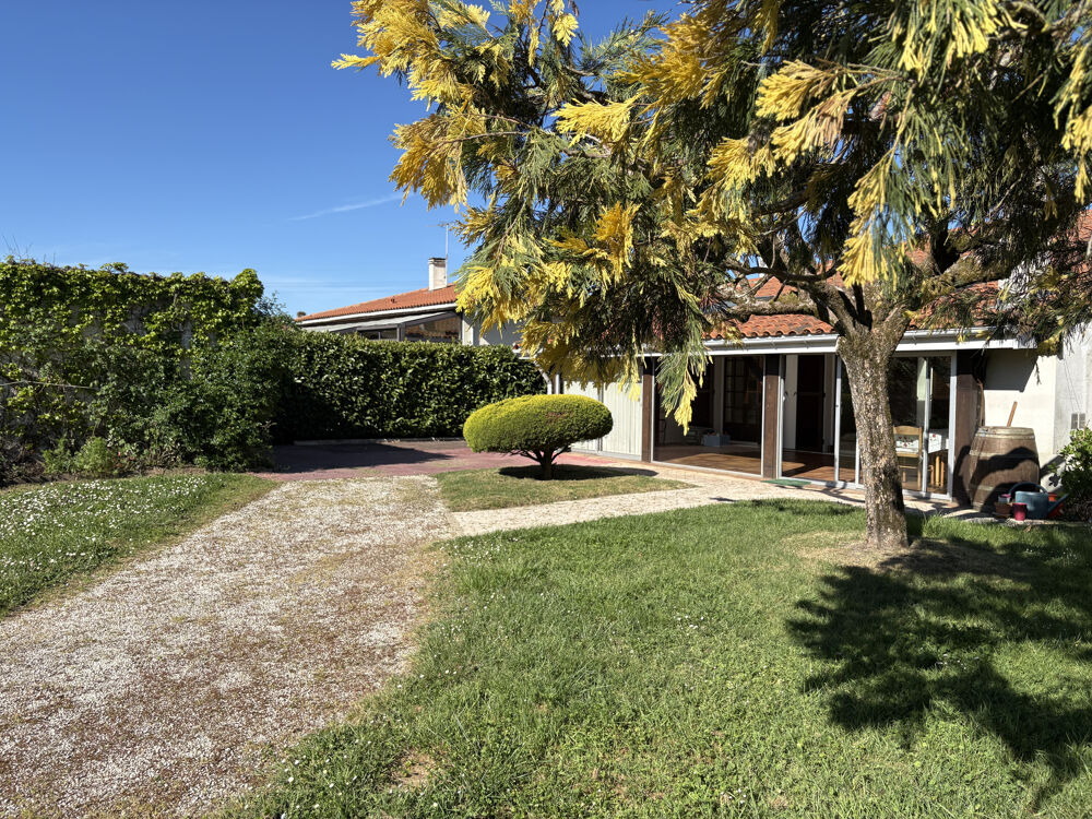 Maison 5 pièces 124 m² · à Ste Eulalie · 124 m² · 346 000 €