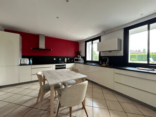  Maison � vendre 5 pi�ces 214 m�