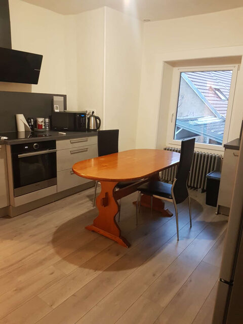   Appartement dans petite copropri�t� avec place de parking privative Appartement - 3 pi�ce(s) - 73 m�