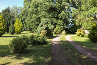  Propriété/château à vendre 7 pièces 194 m²