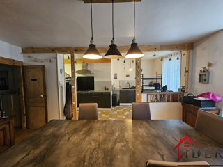  Maison  vendre 6 pices 200 m