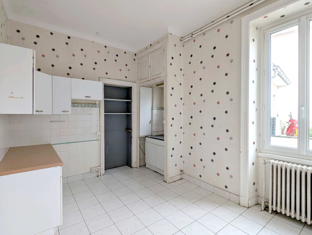 Grand Appartement RDC avec jardin privatif et stationnement