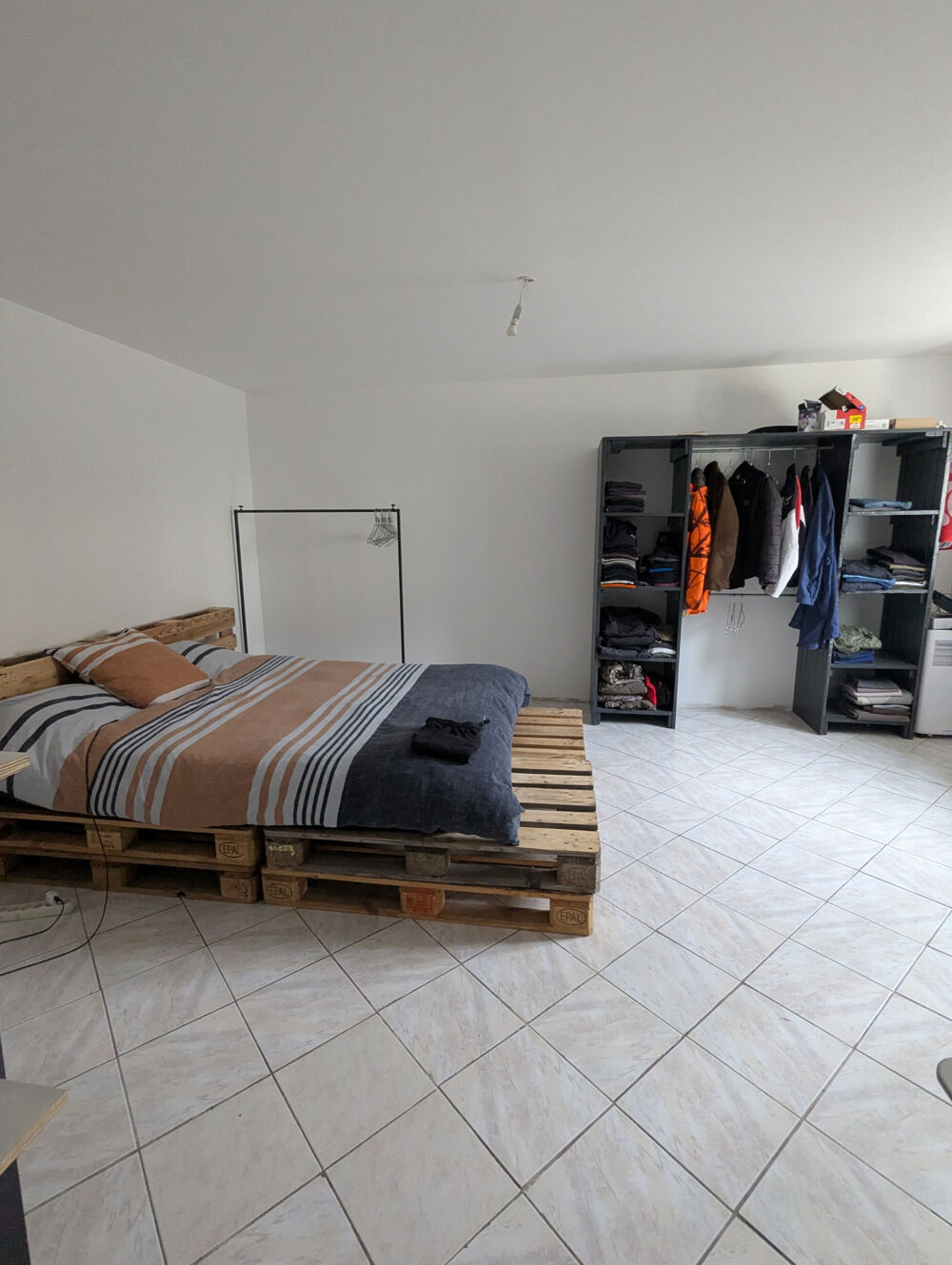 maison avec garage et terrain