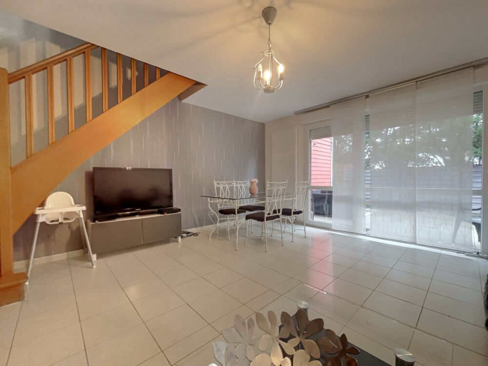 Vente Maison Maison-Appartement 4 pièces avec terrasse et garage Chenove