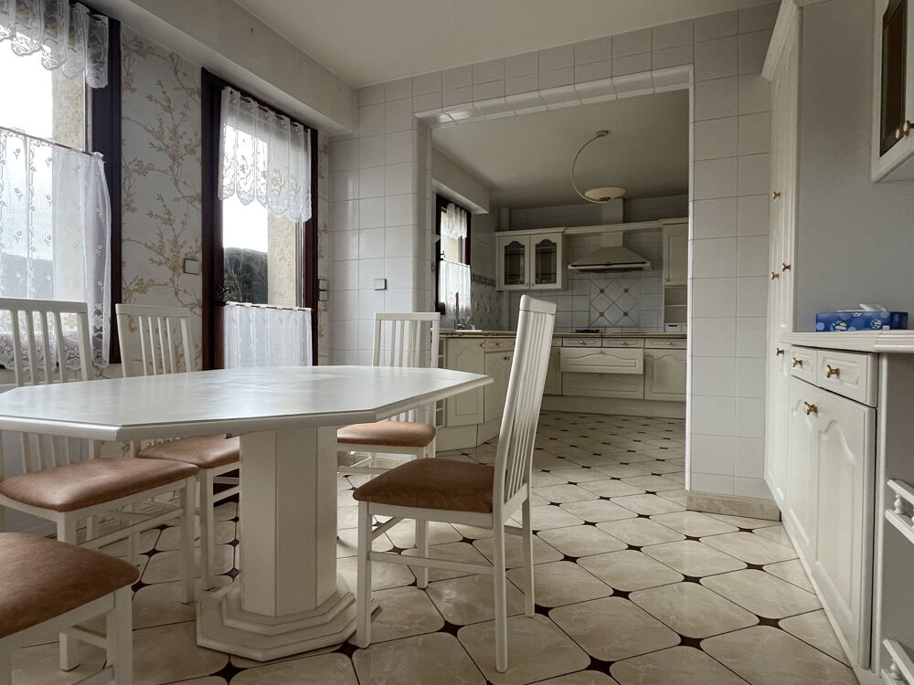 Vente Maison maison d'habitation de type f7 de 230 m2 habitables sur un terrain de1716 m2 Bourbonne les bains