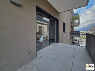 Appartement à louer 3 pièces 59 m²