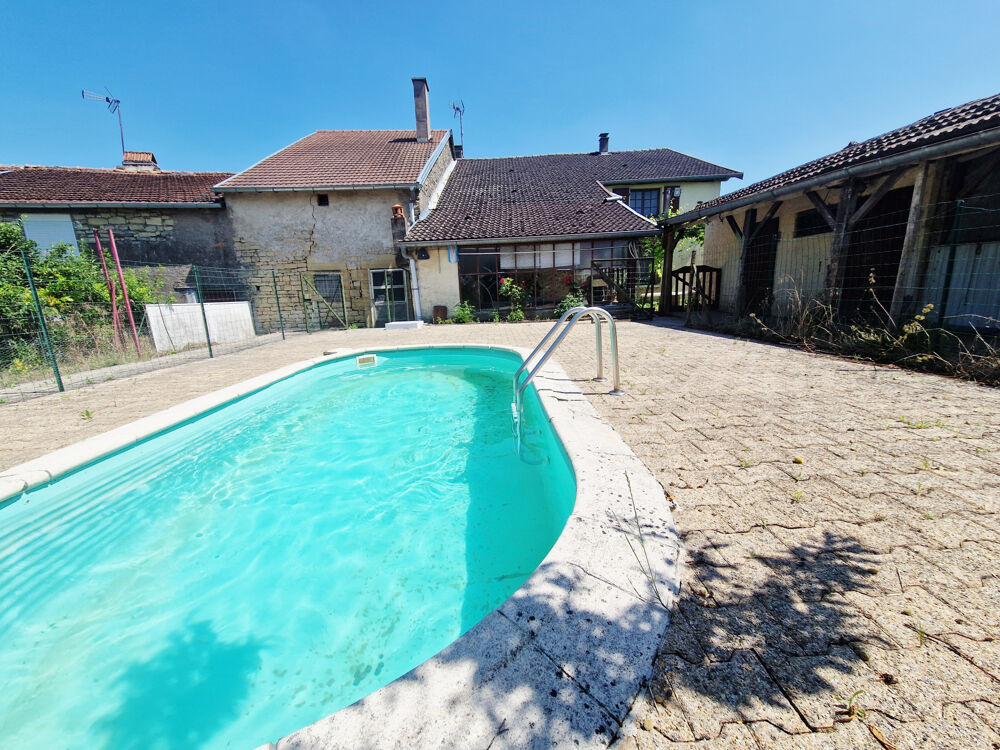 Vente Maison Maison de 220 m2  habitable de plain-pied sur terrain arboré de 860 m2, à proximité de Corre Saponcourt
