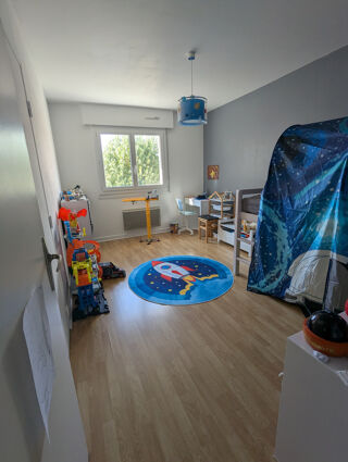  Appartement  vendre 4 pices 77 m