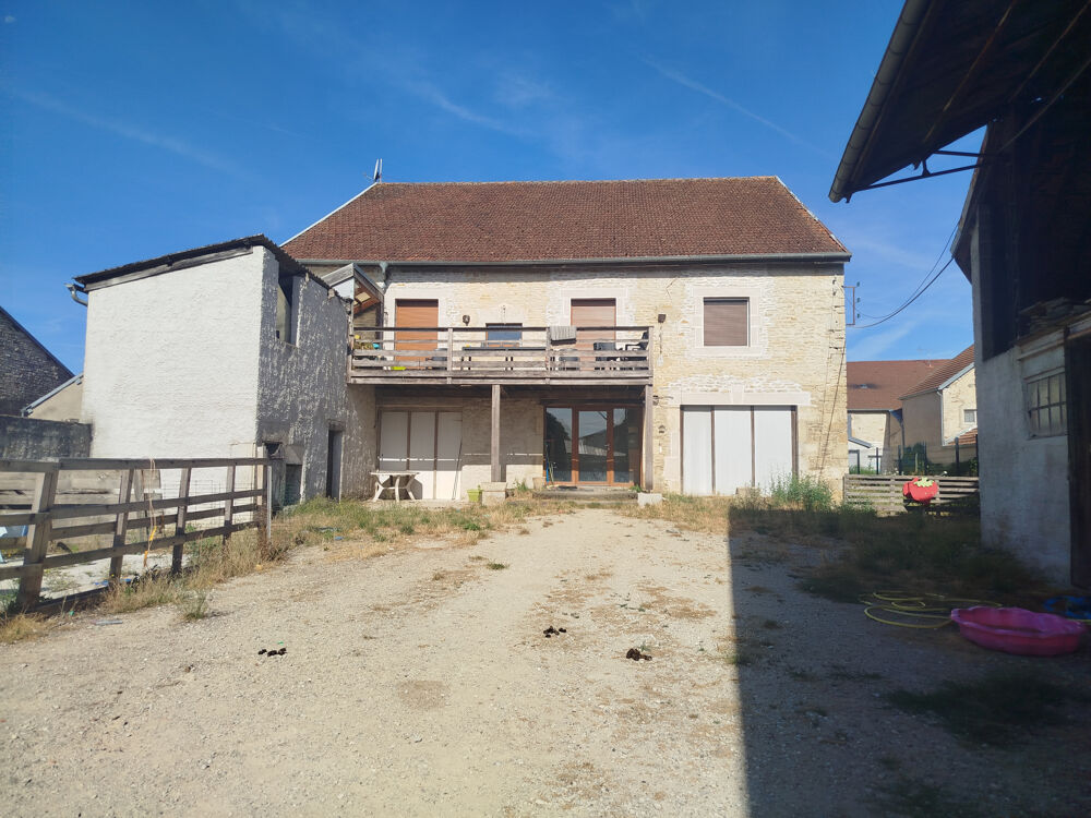 Vente Maison ENSEMBLE IMMOBILIER COMPOSE DE 3 MAISONS Le montsaugeonnais