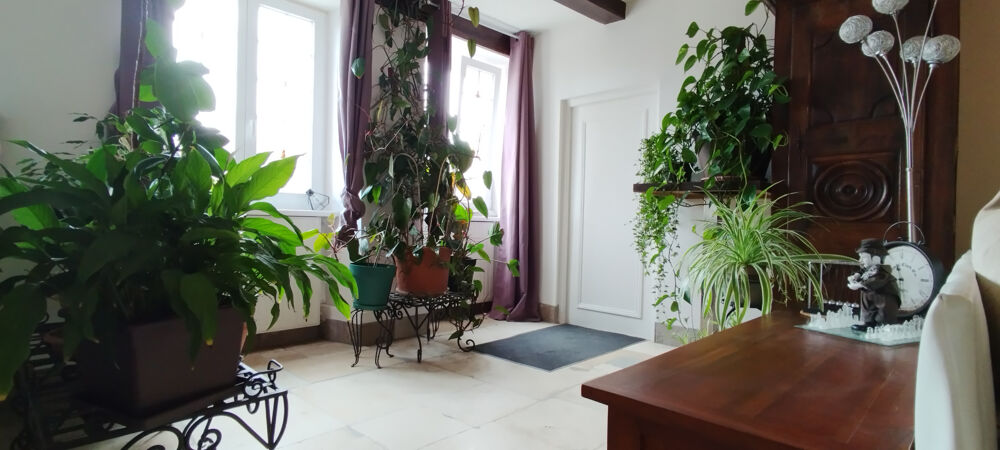 Vente Maison Corps de ferme rénové 226 mètres carrés, annexes Val de meuse