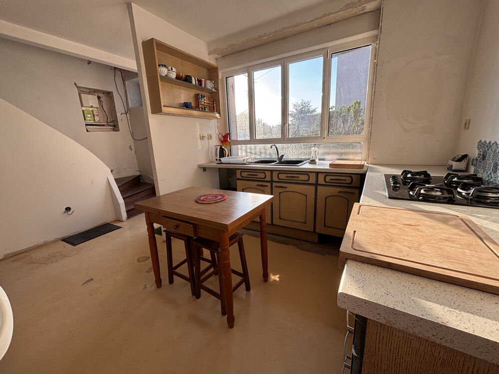 maison d'habitation de type f5, 110 m2 sur un terrain de 86 m2