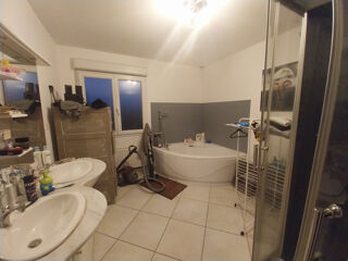  Appartement � vendre 4 pi�ces 85 m�