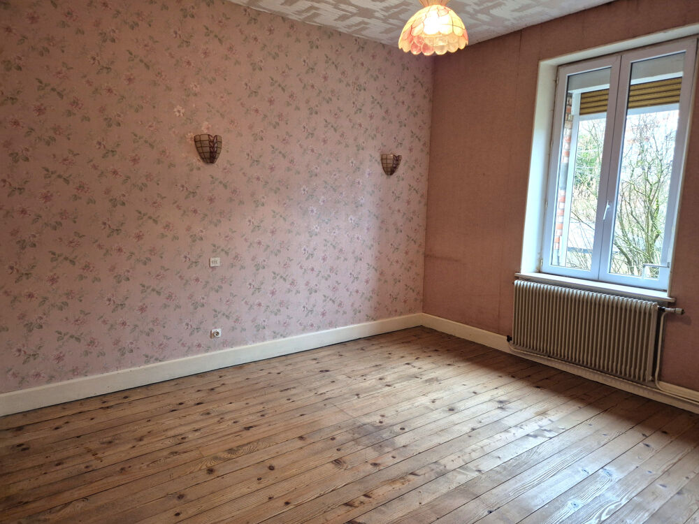 Maison de village de 98m2 à moderniser avec jardin