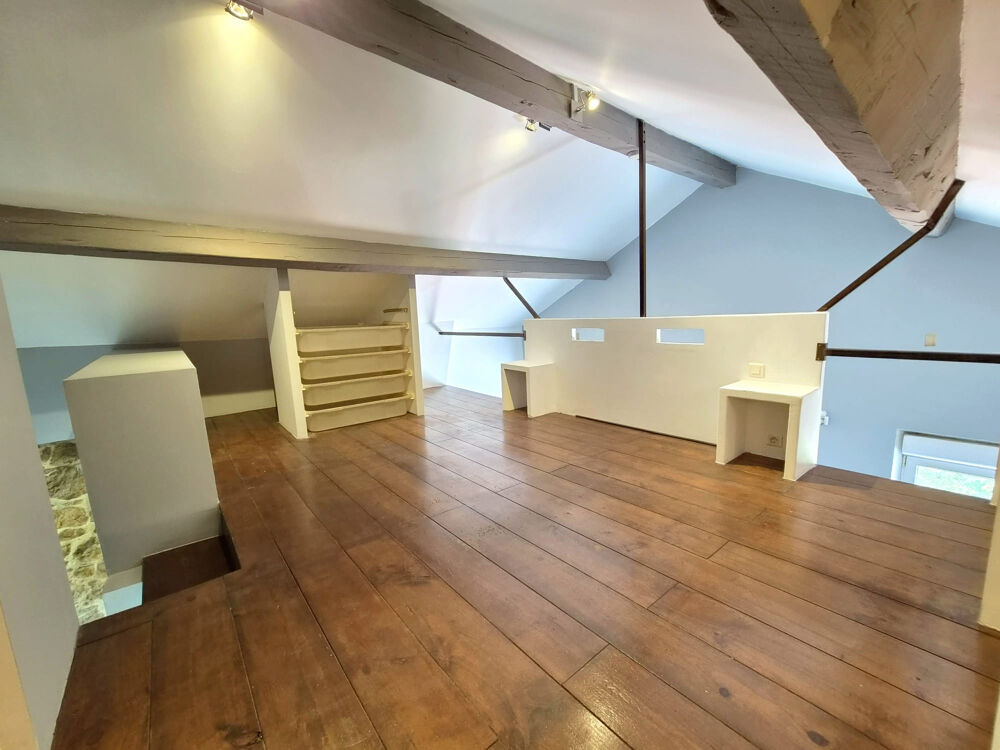 Vente Loft T2 lumineux en haut de villa avec jardin privatif   Toulon Fort Rouge Toulon