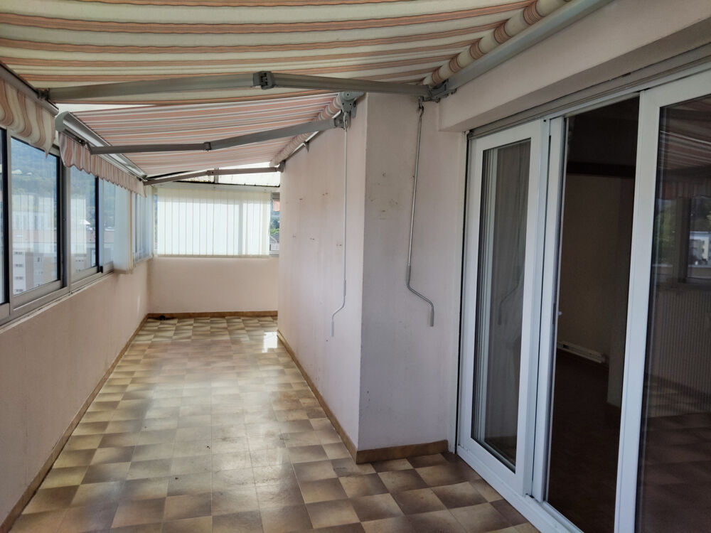 Appartement T5 avec terrasse