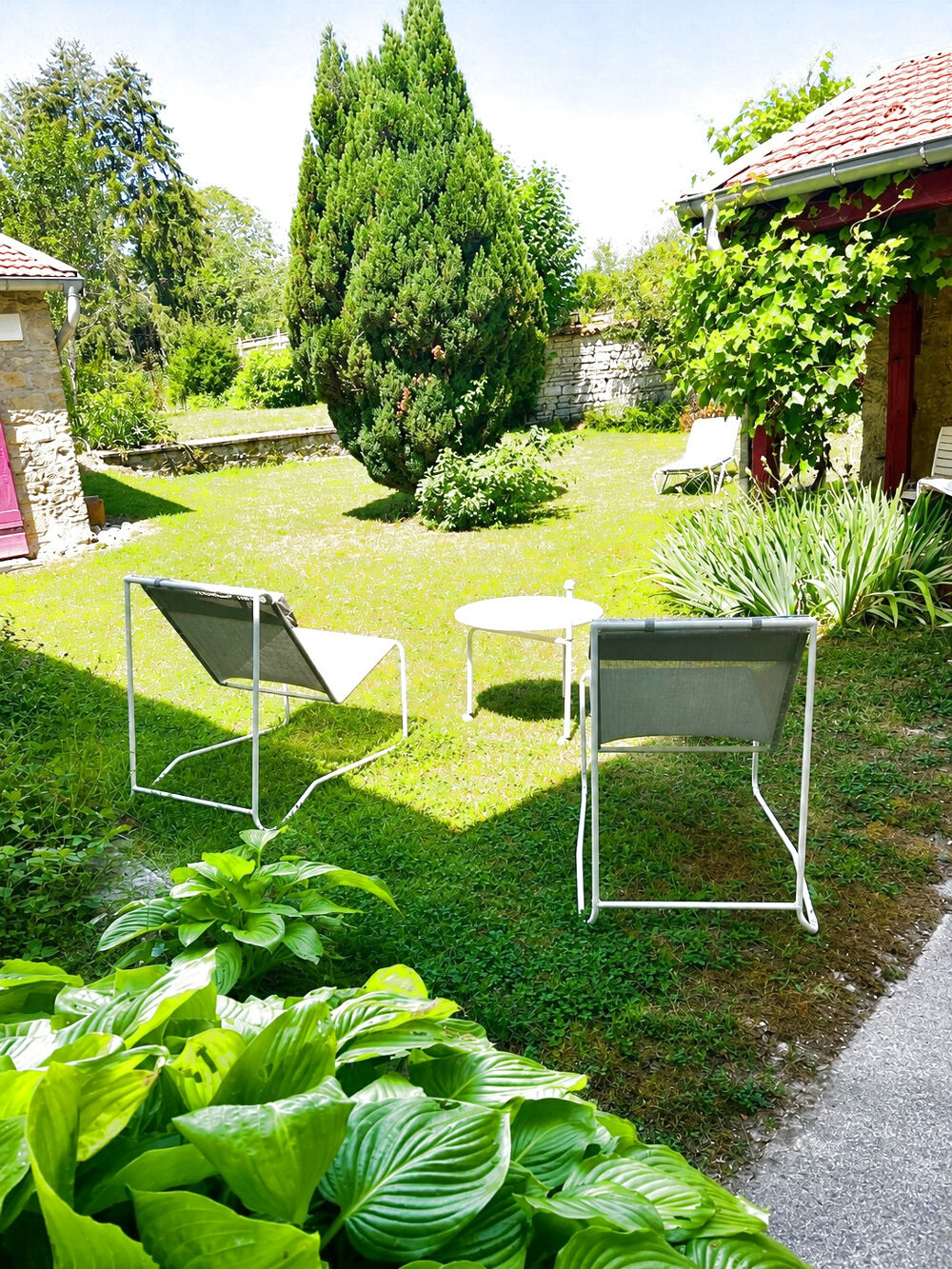 Une maison en pierre prête à accueillir vos projets