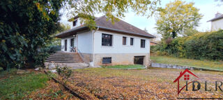  Maison  vendre 9 pices 175 m