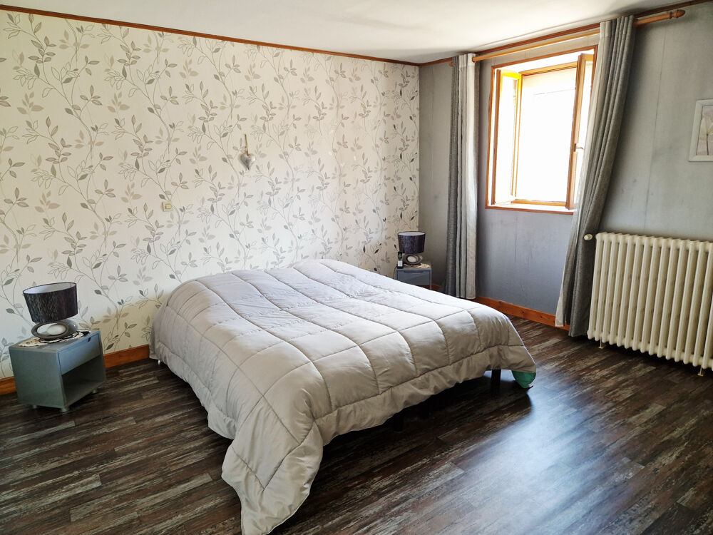 Vente Maison Maison 205 m2 avec 3 chambres Voisey
