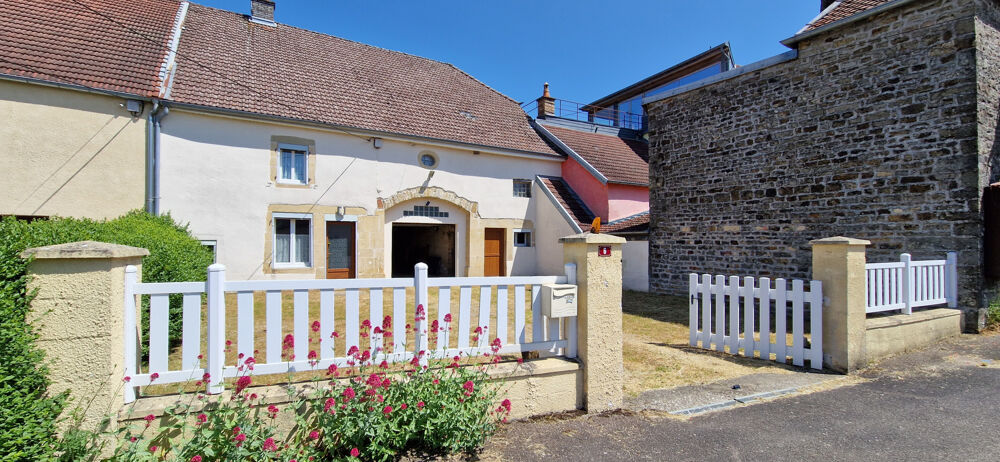Maison 3 pièces 106 m² · à Preigney · 106 m² · 72 000 €