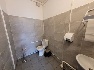  Immeuble à vendre 8 pièces 200 m²