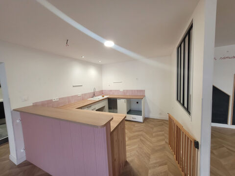   APARTEMENT + LOCAL COMMERCIAL AU CENTRE VILLE DE SERVON - 140m2 