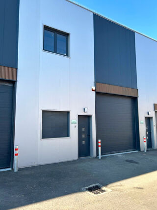  Immeuble à vendre 2000 m² Coubert