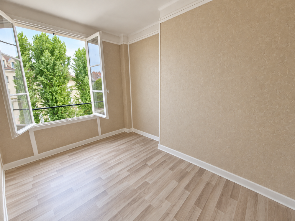   Local professionnel 5 pièces à Châlons-en-Champagne 112.35 m2 Chalons en champagne