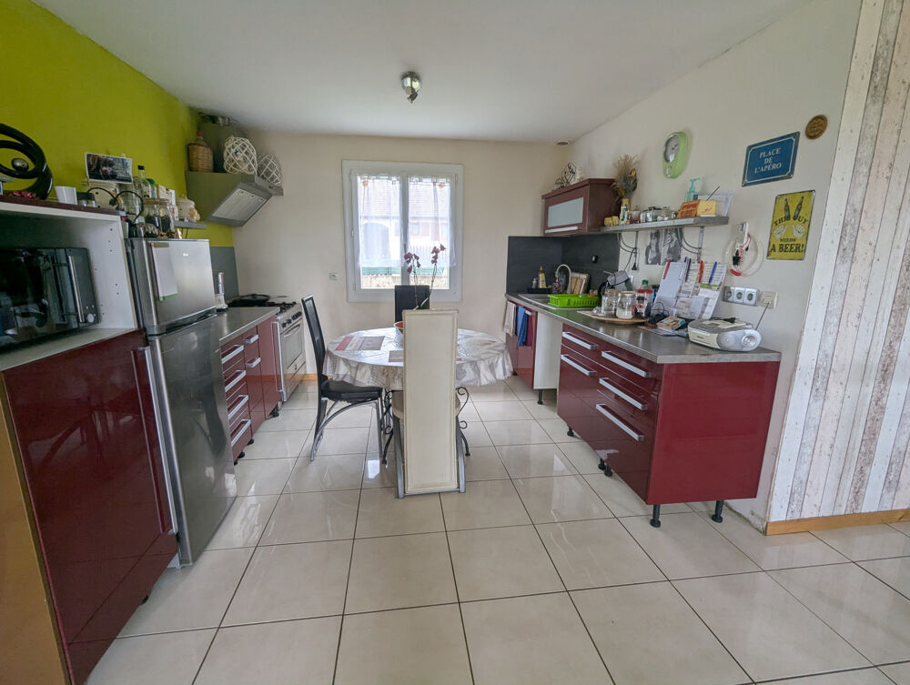 Vente Maison Pavillon sans mitoyenneté sur 1440 m2 à Oyriers Oyrieres