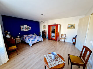  Maison  vendre 6 pices 260 m